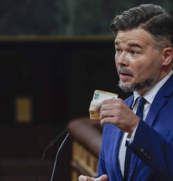 Los socios de izquierdas de Sánchez cargan en el pleno contra PP, [...]