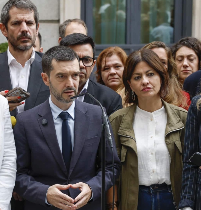 La posibilidad de generales obliga a Sumar a ordenarse y se abre un nuevo debate sobre Bustinduy y Mónica García 